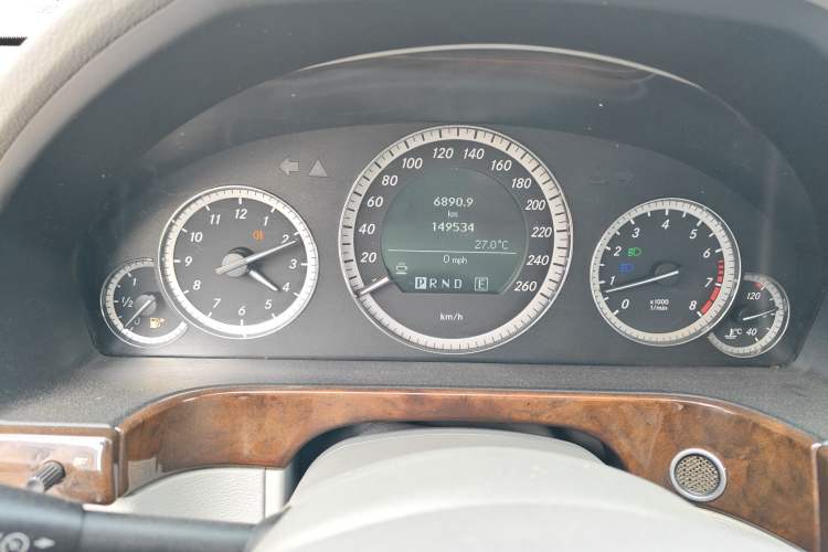 Used Mercedes-Benz E-Class 2010 E 260 L CGI Elegant Model Instrument Cluster