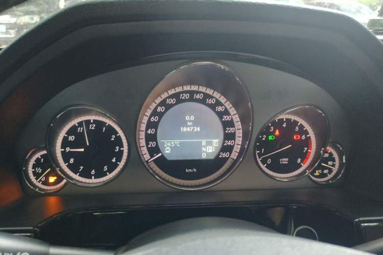 Used Mercedes-Benz E-Class 2010 E 300 L Fashion Model Instrument Cluster