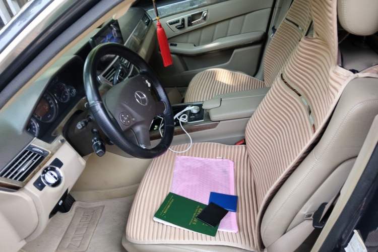 Used Mercedes-Benz E-Class 2010 E 300 Elegant Luxury Edition Left Front Seat