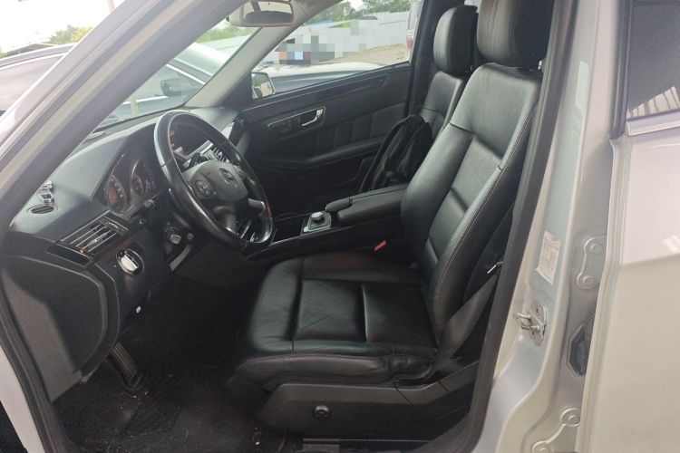 Used Mercedes-Benz E-Class 2010 E 300 Fashion Luxury Edition Left Front Seat