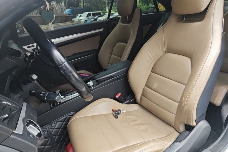 Used Mercedes-Benz E-Class 2010 E 260 CGI Coupe Left Front Seat