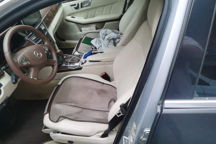 Used Mercedes-Benz E-Class 2010 E 260 L CGI Elegant Model Left Front Seat