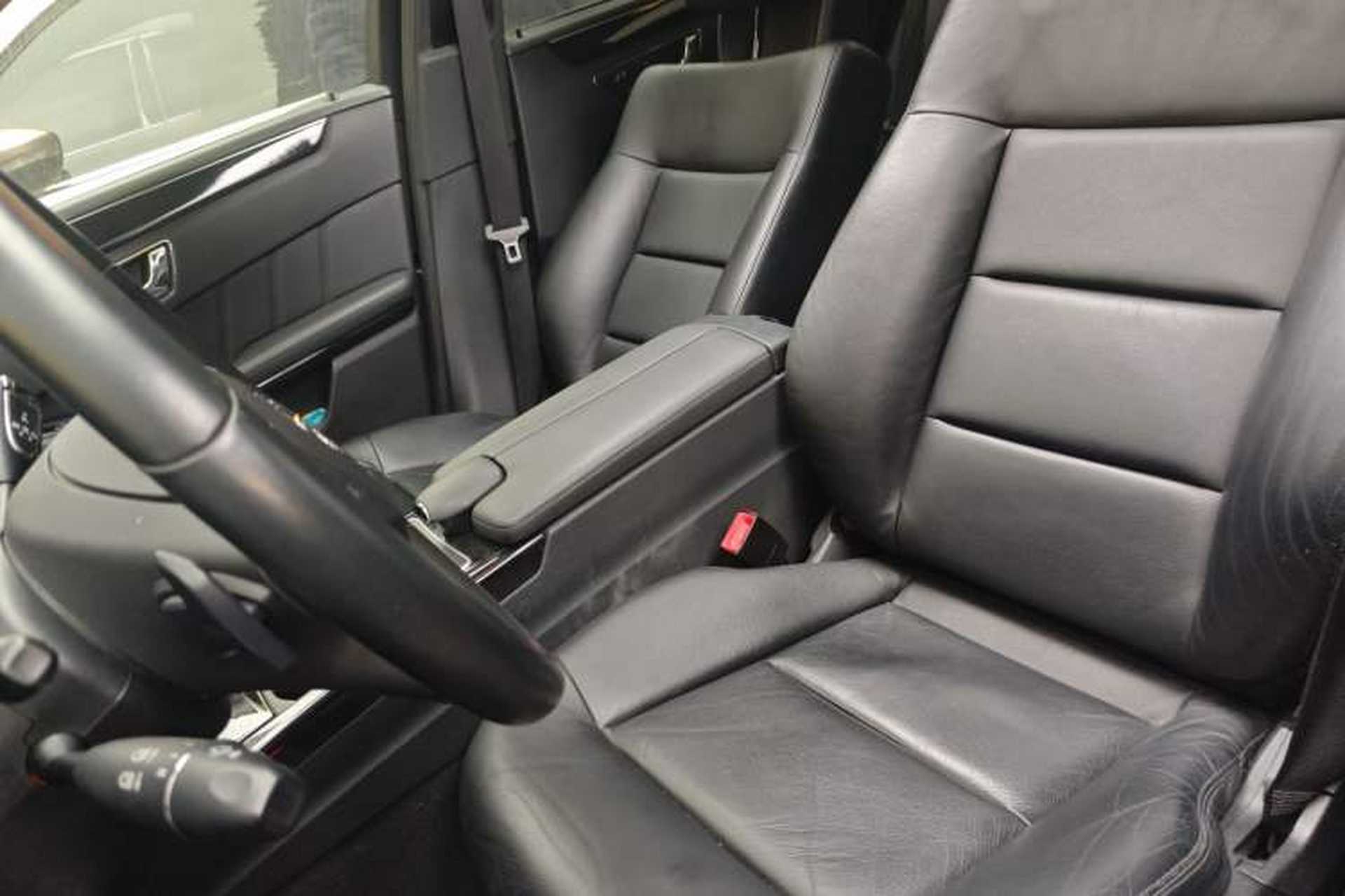 Used Mercedes-Benz E-Class 2010 E 300 L Fashion Model Left Front Seat