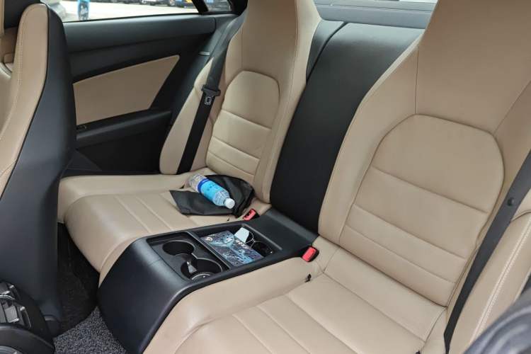 Used Mercedes-Benz E-Class 2010 E 260 CGI Coupe Left Rear Seat