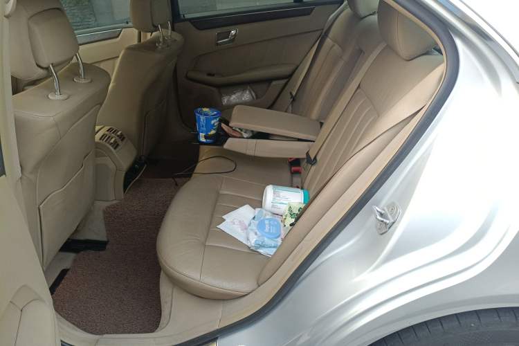 Used Mercedes-Benz E-Class 2010 E 200 CGI Elegant Model Left Rear Seat