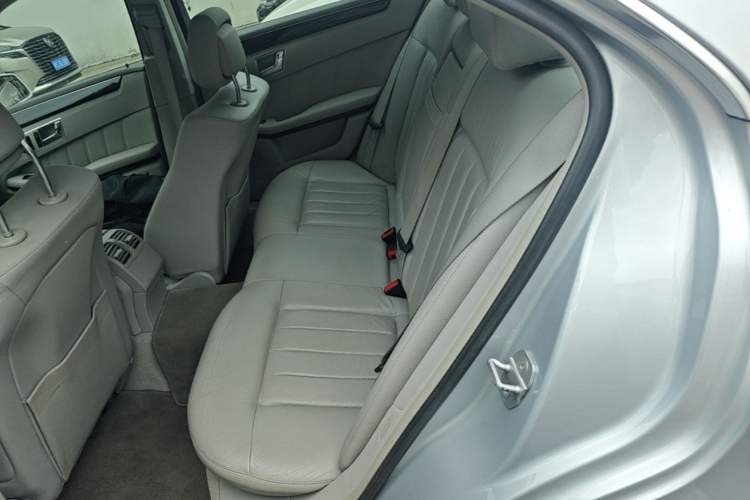 Used Mercedes-Benz E-Class 2010 E 200 CGI Elegant Model Left Rear Seat