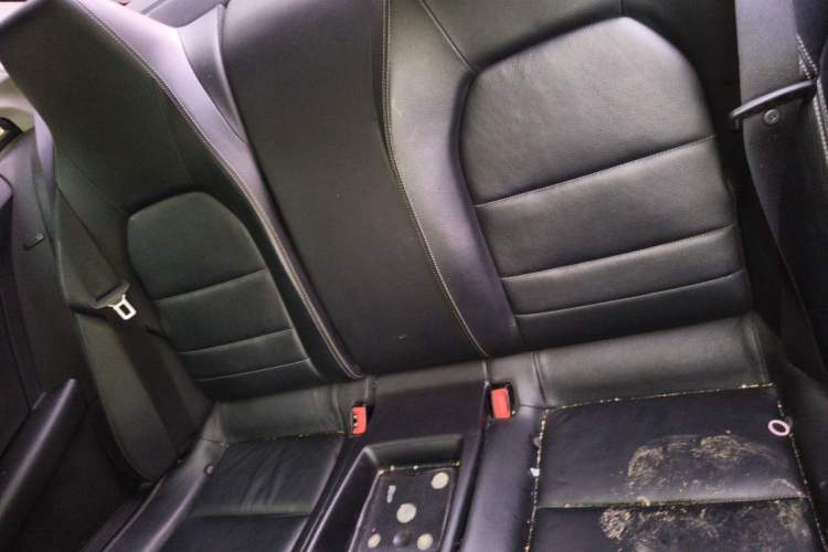 Used Mercedes-Benz E-Class 2010 E 260 CGI Coupe Left Rear Seat
