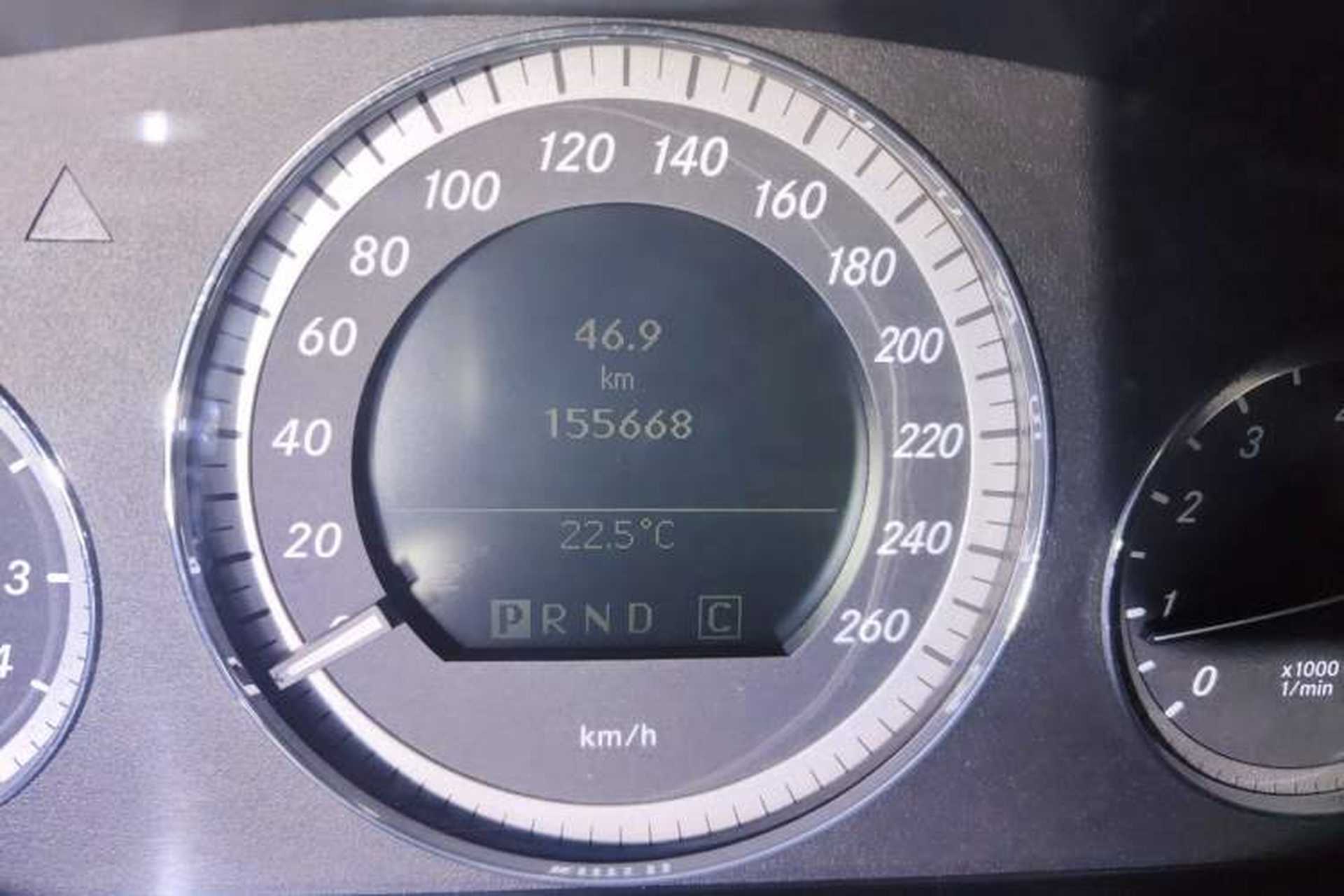Used Mercedes-Benz E-Class 2010 E 260 CGI Fashion Model Odometer Close Up