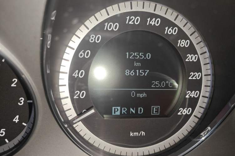 Used Mercedes-Benz E-Class 2010 E 260 CGI Convertible Odometer Close Up