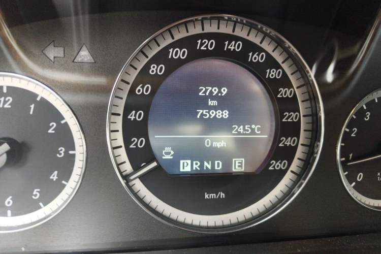 Used Mercedes-Benz E-Class 2010 E 200 CGI Elegant Model Odometer Close Up