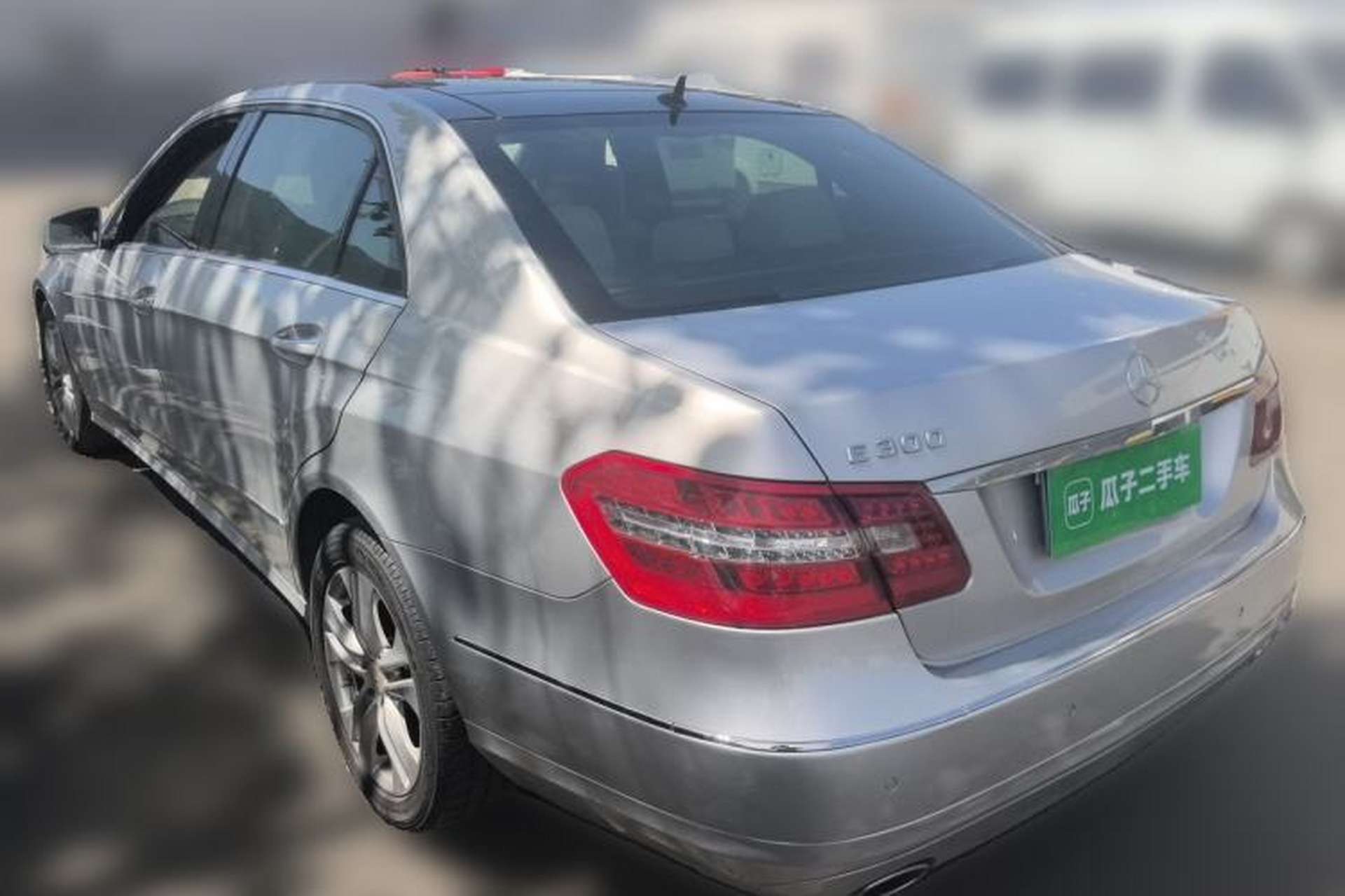 Used Mercedes-Benz E-Class 2010 E 300 L Fashion Model Rear Left 45 Deg