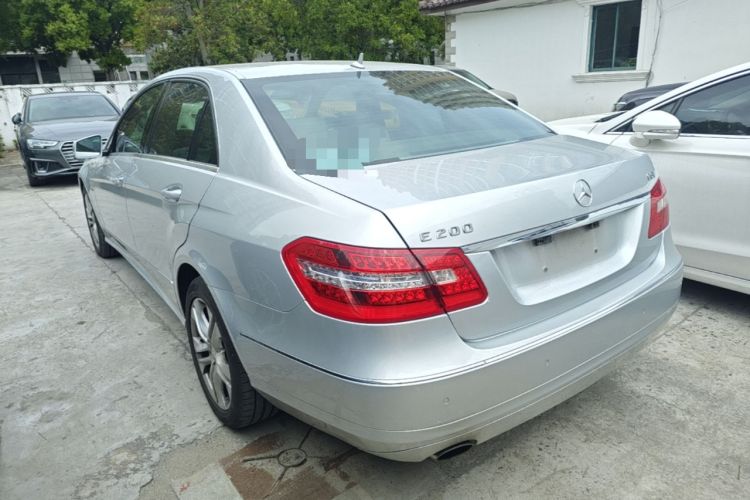 Used Mercedes-Benz E-Class 2010 E 200 CGI Elegant Model Rear Left 45 Deg