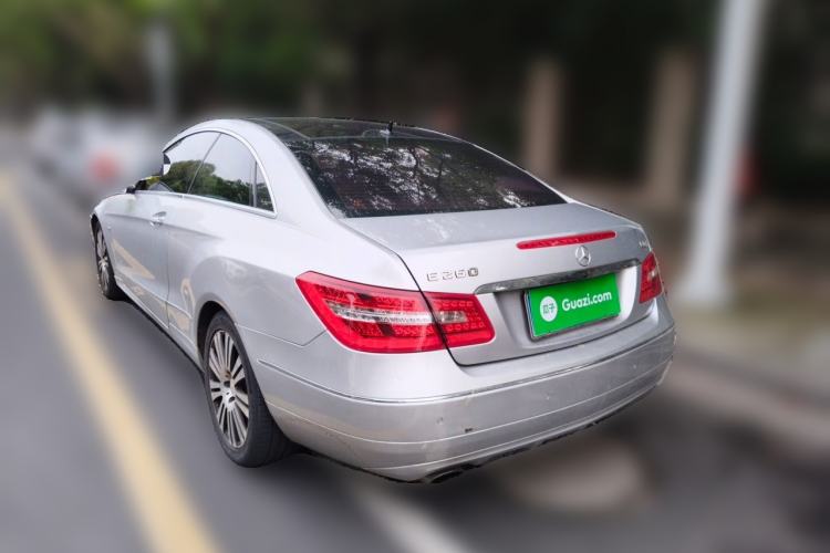 Used Mercedes-Benz E-Class 2010 E 260 CGI Coupe Rear Left 45 Deg