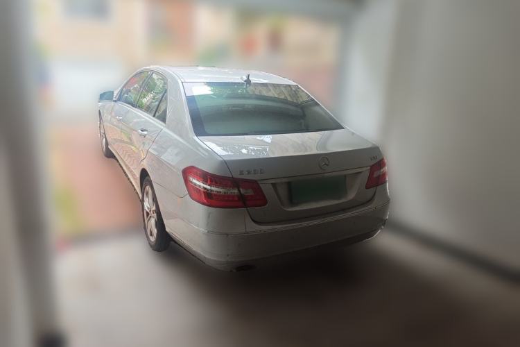 Used Mercedes-Benz E-Class 2010 E 200 CGI Elegant Model Rear Left 45 Deg