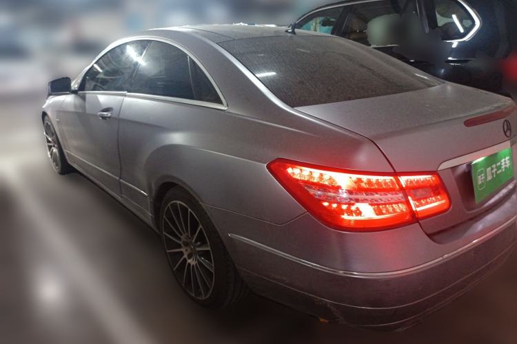 Used Mercedes-Benz E-Class 2010 E 260 CGI Coupe Rear Left 45 Deg