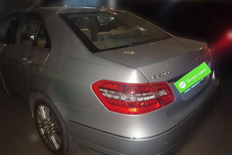 Used Mercedes-Benz E-Class 2010 E 200 CGI Elegant Model Rear Left 45 Deg