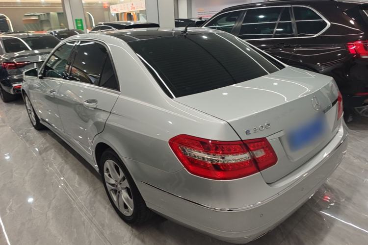 Used Mercedes-Benz E-Class 2010 E 300 Fashion Luxury Edition Rear Left 45 Deg
