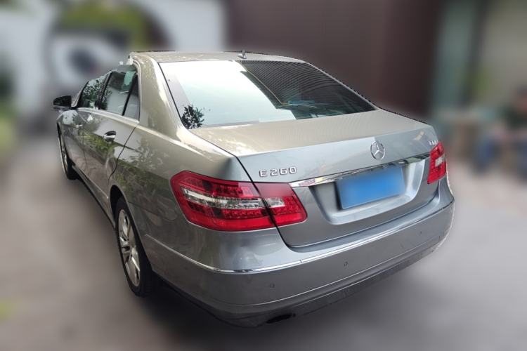 Used Mercedes-Benz E-Class 2010 E 260 CGI Fashion Model Rear Left 45 Deg