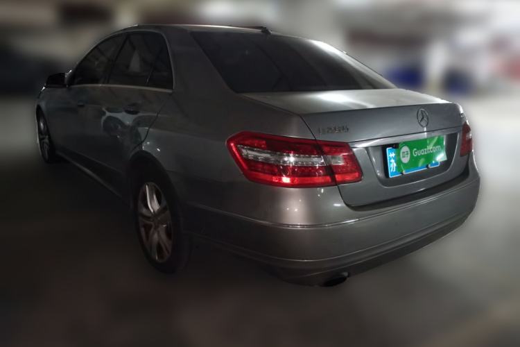 Used Mercedes-Benz E-Class 2010 E 260 CGI Fashion Model Rear Left 45 Deg
