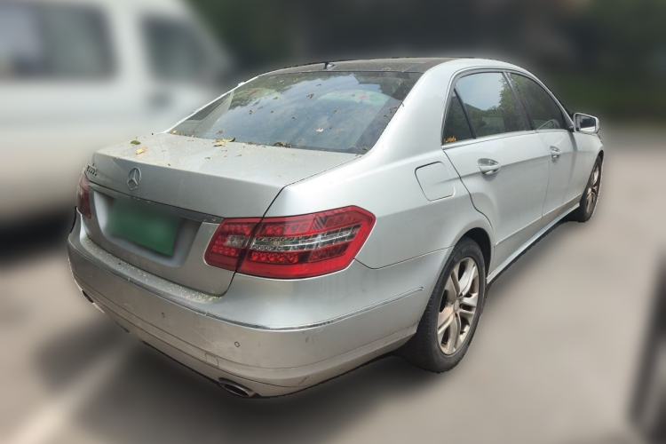 Used Mercedes-Benz E-Class 2010 E 300 L Fashion Model Rear Right 45 Deg