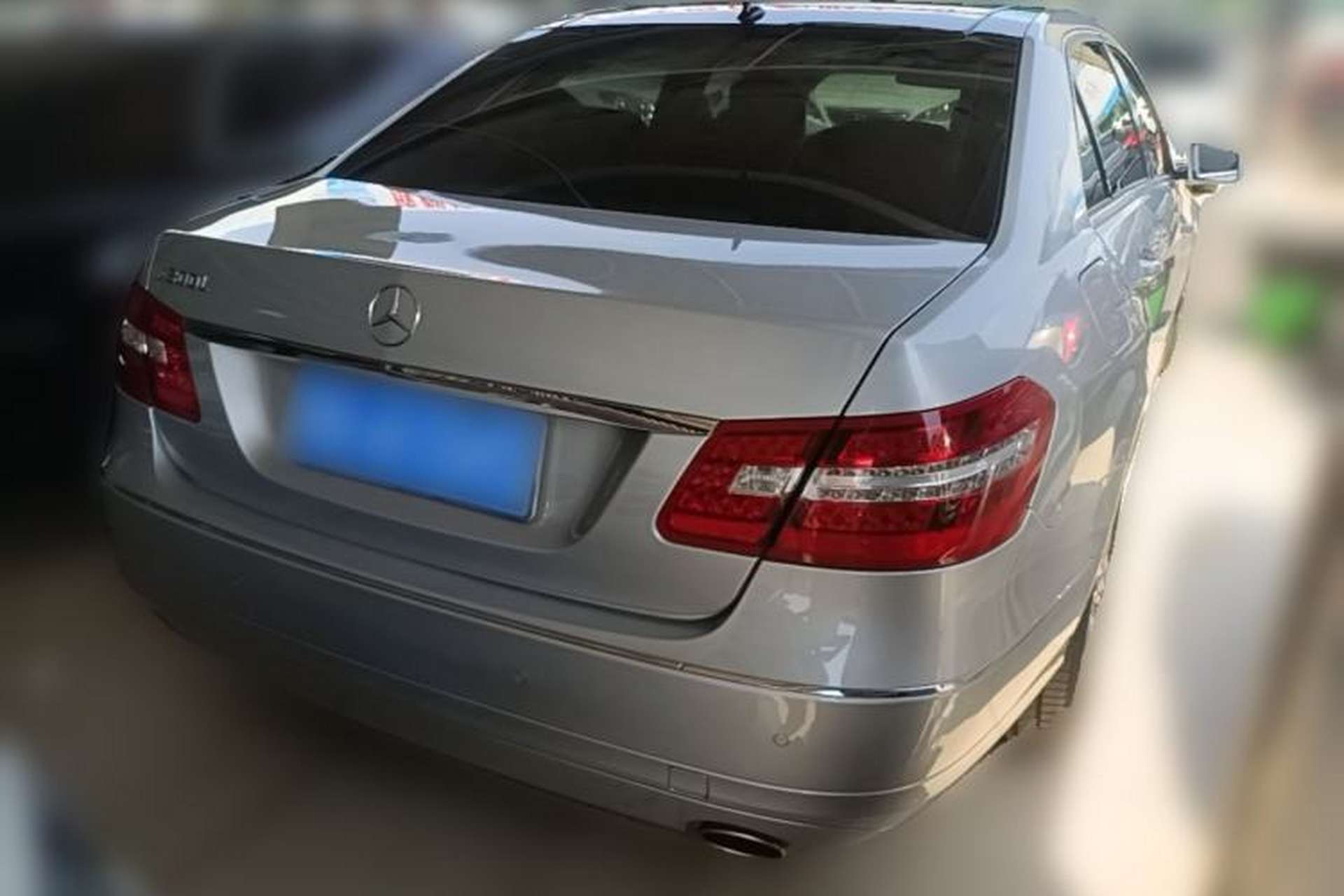 Used Mercedes-Benz E-Class 2010 E 300 L Fashion Model Rear Right 45 Deg