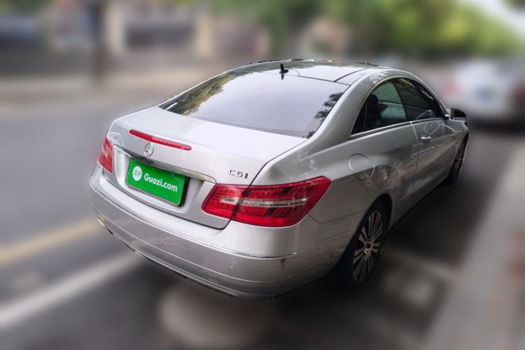 Used Mercedes-Benz E-Class 2010 E 260 CGI Coupe Rear Right 45 Deg