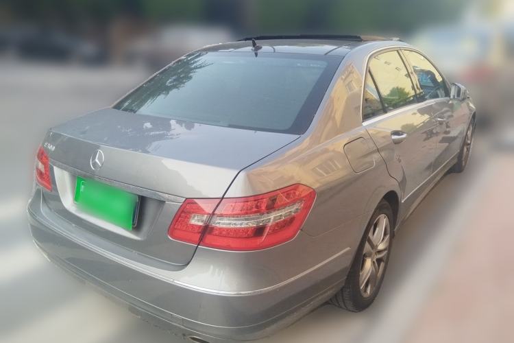 Used Mercedes-Benz E-Class 2010 E 300 Fashion Luxury Edition Rear Right 45 Deg