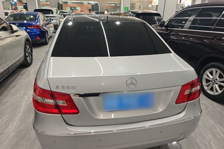 Used Mercedes-Benz E-Class 2010 E 300 Fashion Luxury Edition Rear