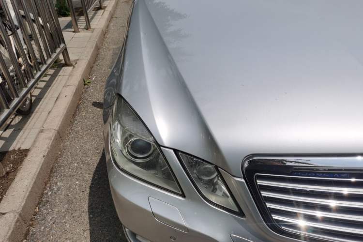 Used Mercedes-Benz E-Class 2010 E 200 CGI Elegant Model Right Front Headlight