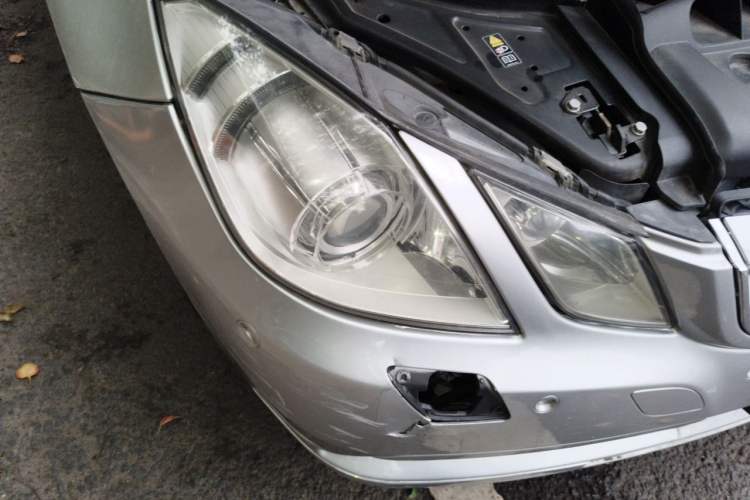 Used Mercedes-Benz E-Class 2010 E 260 CGI Coupe Right Front Headlight