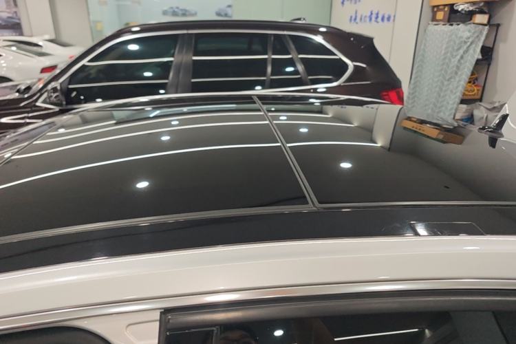 Used Mercedes-Benz E-Class 2010 E 300 Fashion Luxury Edition Roof