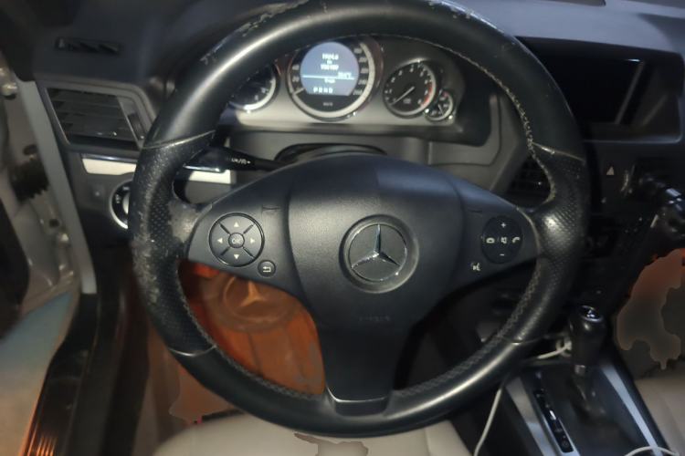 Used Mercedes-Benz E-Class 2010 E 260 CGI Convertible Steering Wheel