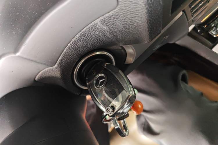 Used Mercedes-Benz E-Class 2010 E 260 CGI Coupe Vehicle Key