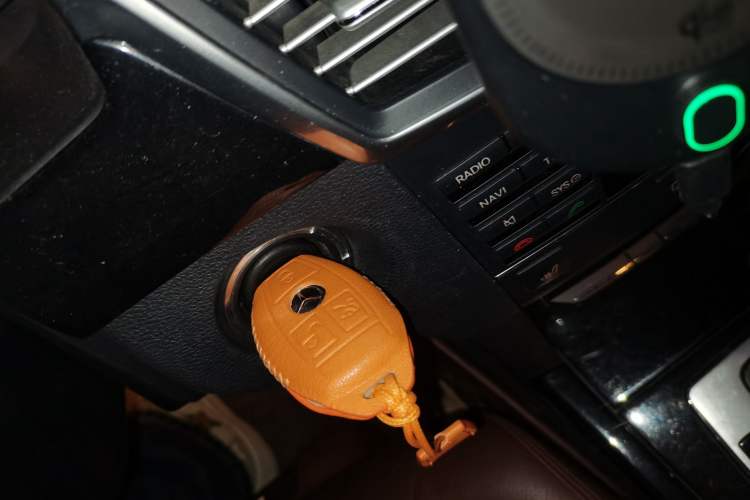Used Mercedes-Benz E-Class 2010 E 260 CGI Fashion Model Vehicle Key