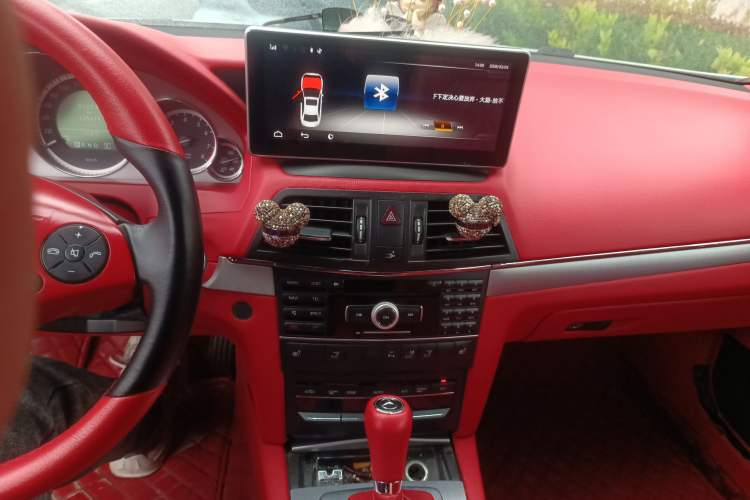 Used Mercedes-Benz E-Class 2010 E 260 CGI Convertible Audio And AC Panel