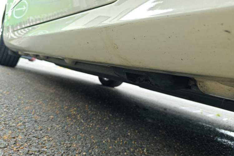 Used Mercedes-Benz E-Class 2010 E 260 CGI Coupe Chassis Front Right