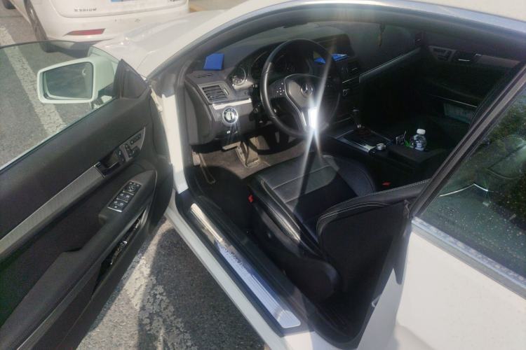 Used Mercedes-Benz E-Class 2010 E 260 CGI Coupe Driver Seat