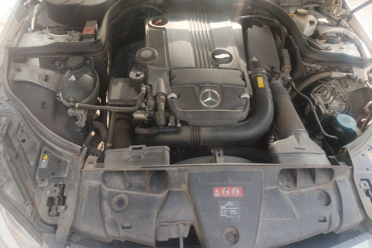 Used Mercedes-Benz E-Class 2010 E 260 CGI Coupe Engine Bay