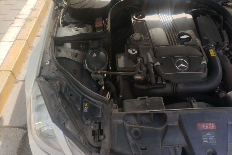 Used Mercedes-Benz E-Class 2010 E 260 CGI Coupe Engine Bay Right