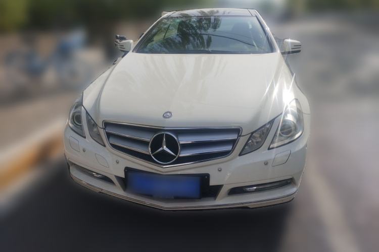 Used Mercedes-Benz E-Class 2010 E 260 CGI Coupe Front