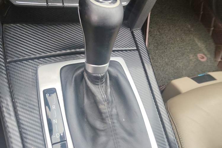 Used Mercedes-Benz E-Class 2010 E 260 CGI Fashion Model Gear Lever