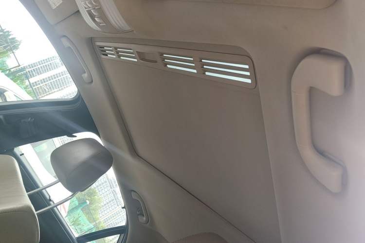 Used Mercedes-Benz E-Class 2010 E 260 CGI Fashion Model Headliner