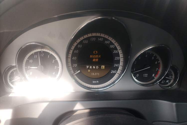 Used Mercedes-Benz E-Class 2010 E 260 CGI Coupe Instrument Cluster
