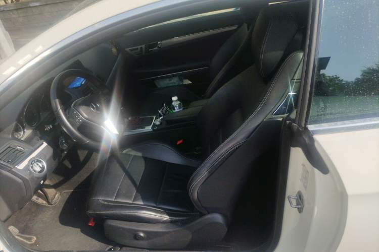 Used Mercedes-Benz E-Class 2010 E 260 CGI Coupe Left Front Seat