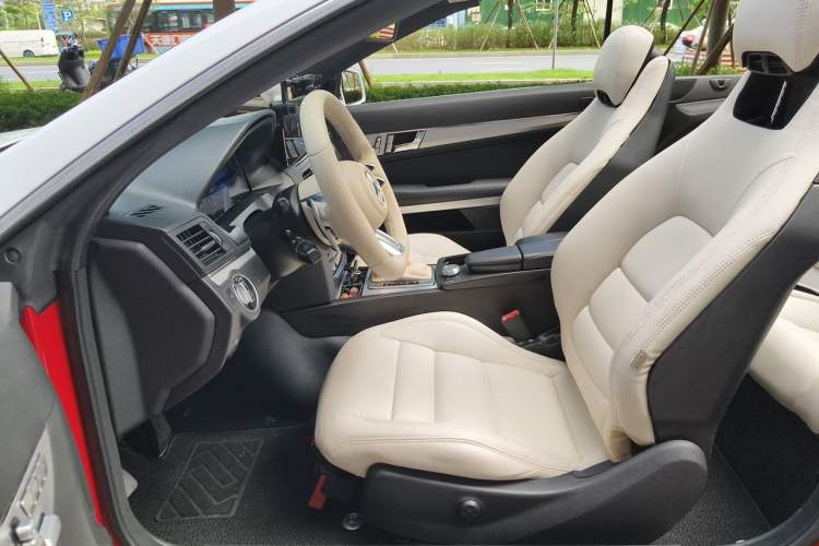 Used Mercedes-Benz E-Class 2010 E 260 CGI Convertible Left Front Seat