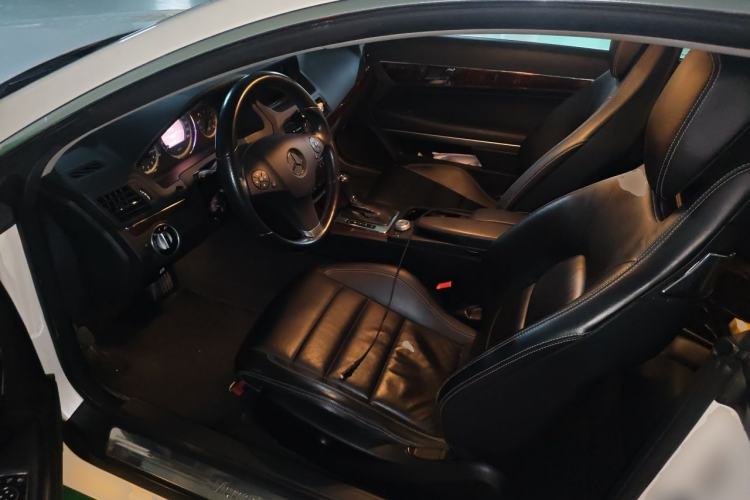 Used Mercedes-Benz E-Class 2010 E 260 CGI Coupe Left Front Seat