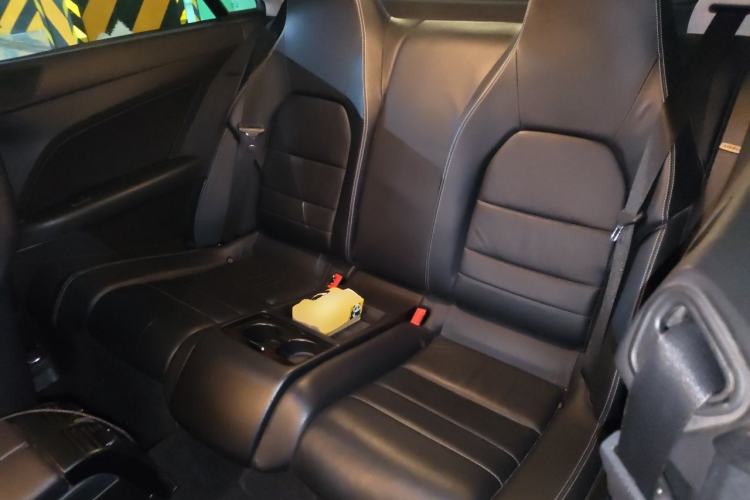 Used Mercedes-Benz E-Class 2010 E 260 CGI Coupe Left Rear Seat
