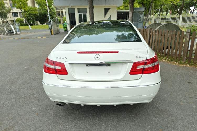 Used Mercedes-Benz E-Class 2010 E 260 CGI Coupe Rear