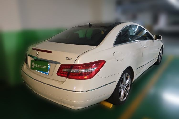 Used Mercedes-Benz E-Class 2010 E 260 CGI Coupe Rear Right 45 Deg
