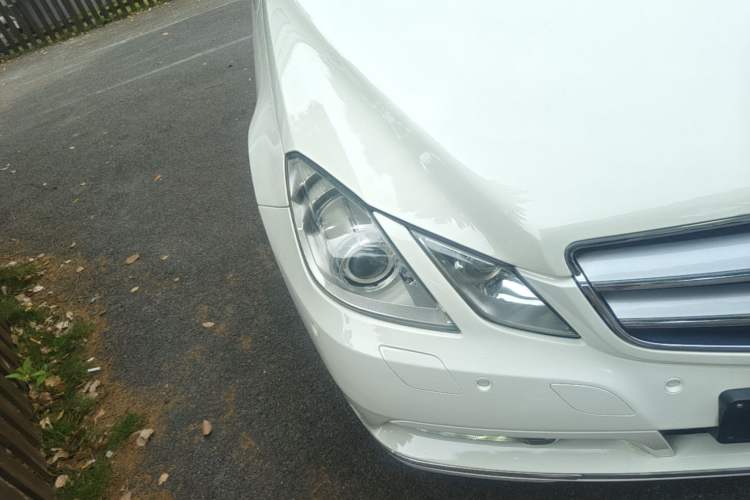 Used Mercedes-Benz E-Class 2010 E 260 CGI Coupe Right Front Headlight